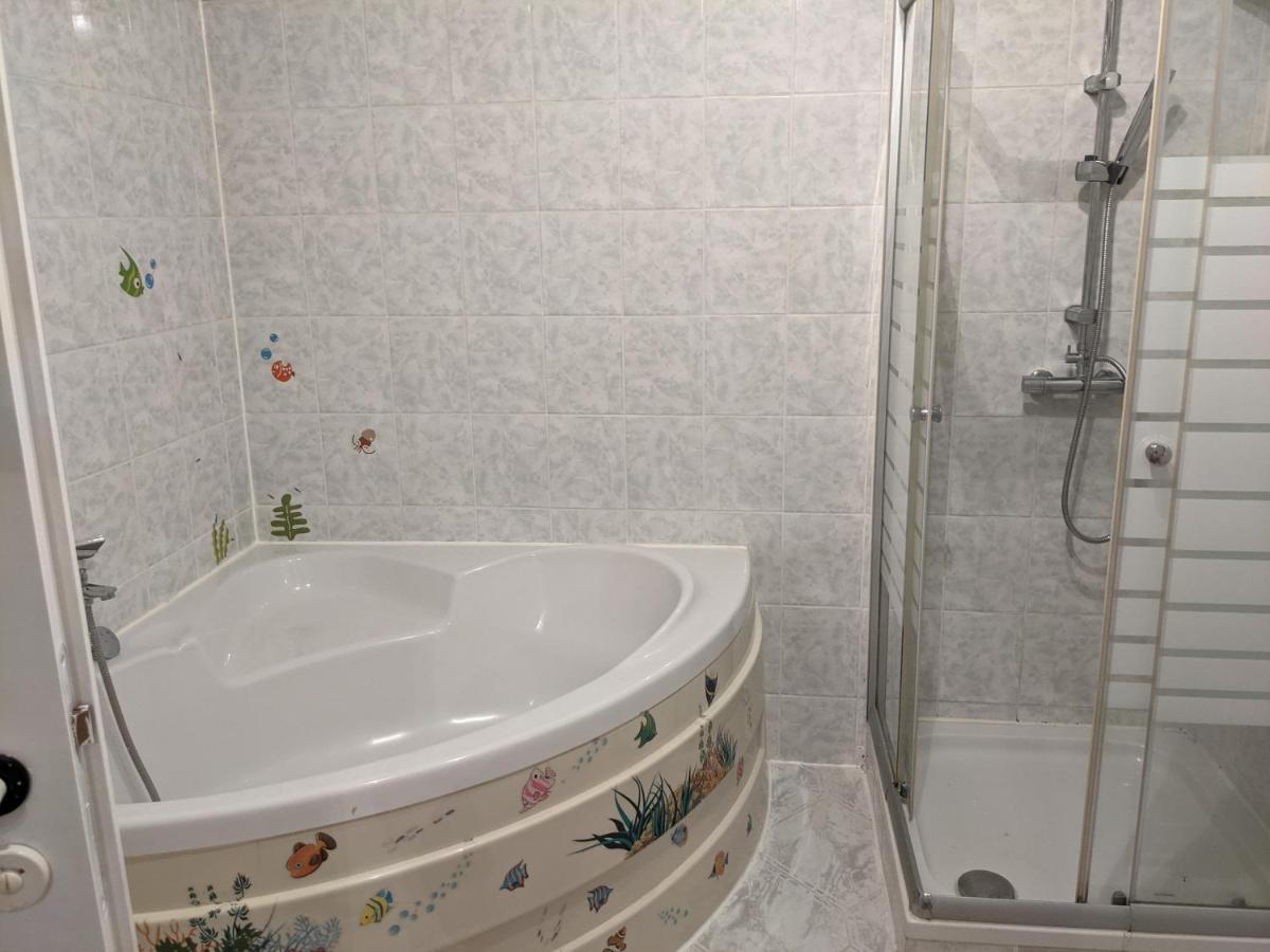 Ferienwohnung Ela Bexbach Eksteriør billede